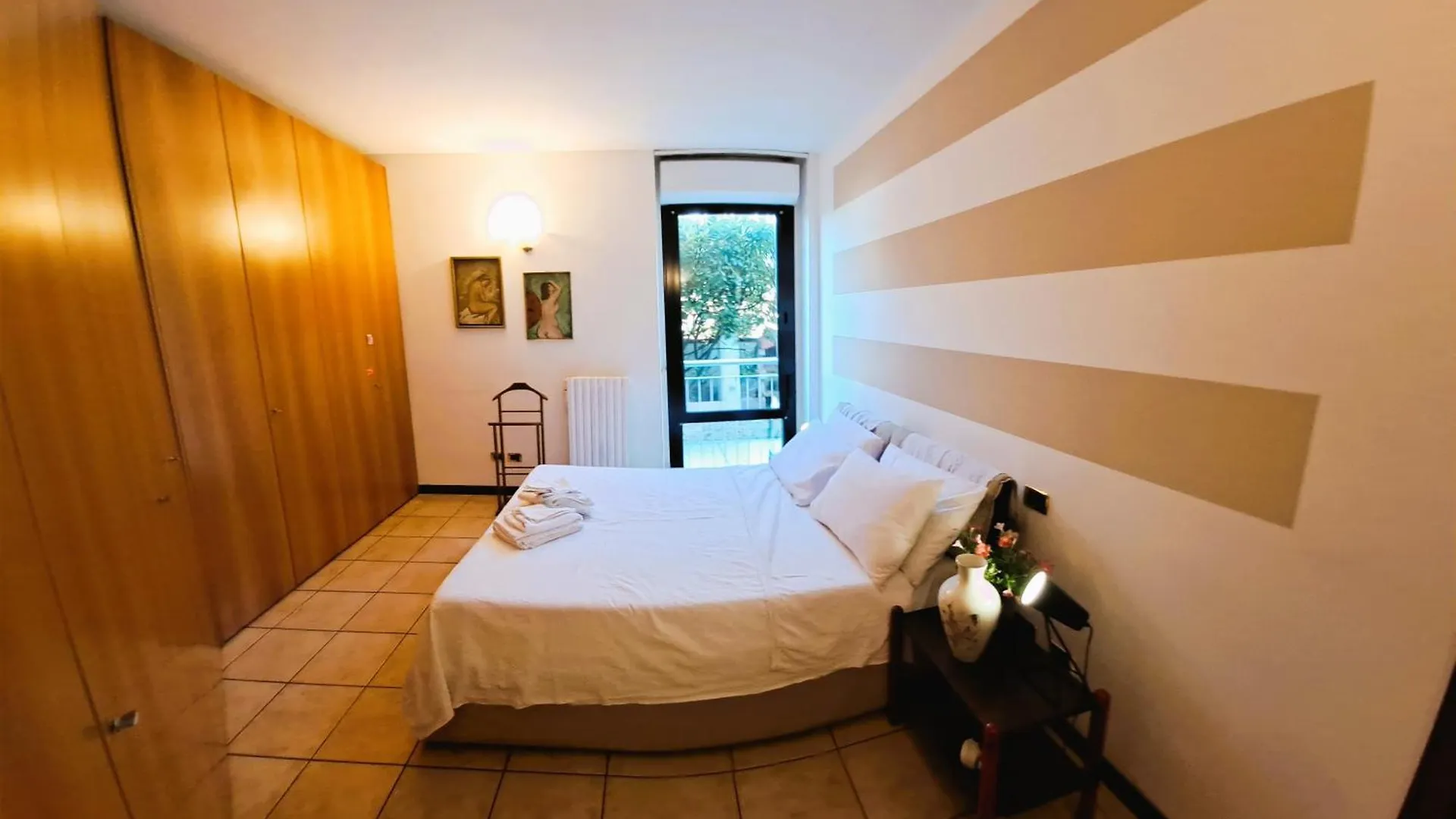 Διαμέρισμα Il Giardino Dell'Artista Stylish Home A Milano