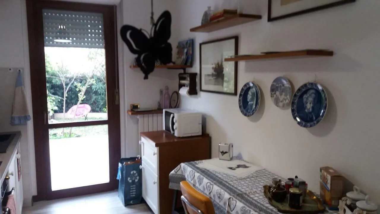 Διαμέρισμα Il Giardino Dell'Artista Stylish Home A Milano